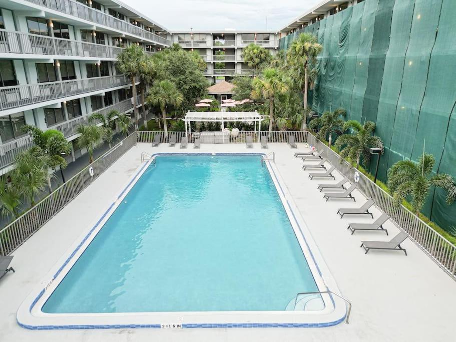 Elegant 1Br Haven In Orlando & 5 Minutes To Disney Apartamento Vineland Exterior foto